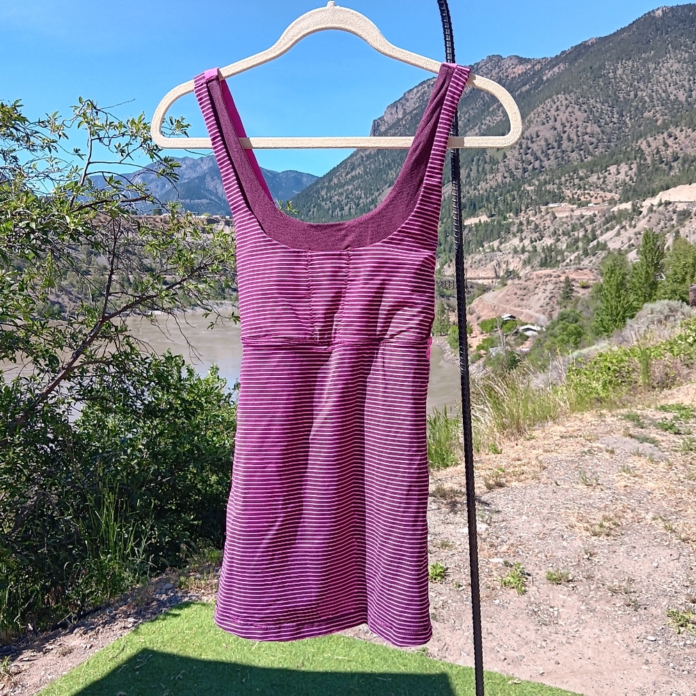 Lululemon Stuff Your Bra Tank - Size 10